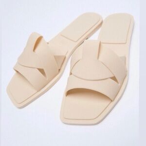 NWT Cream Rubber Crossover Slide Sandals